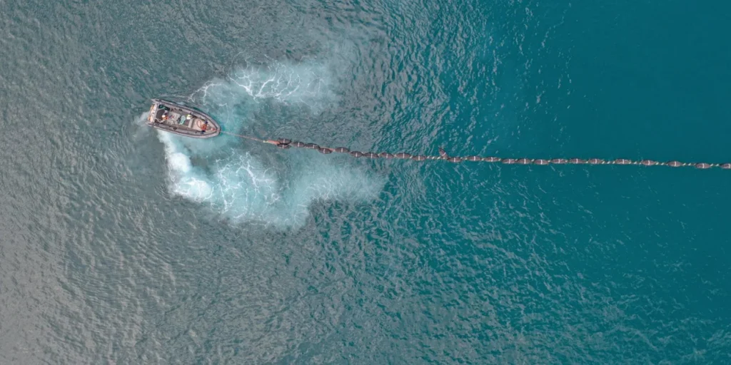 Ξεκινά ο διαγωνισμός για τις έρευνες βυθού της ηλεκτρικής διασύνδεσης Ελλάδας-Ιταλίας «GRITA»