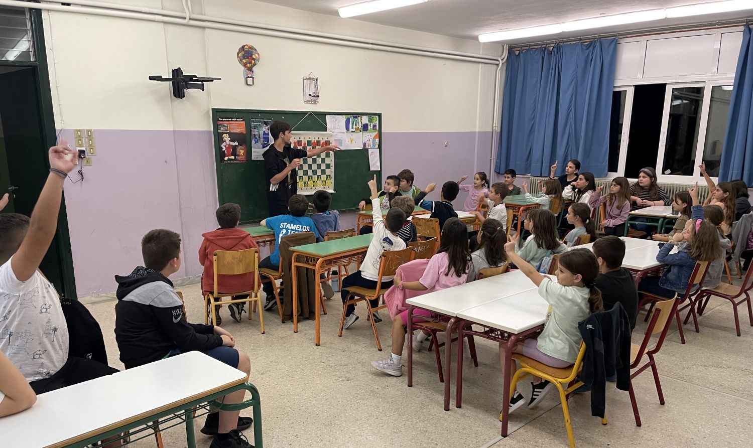 Ελάτε να παίξουμε σκάκι και πινγκ πονγκ στη Λαμία