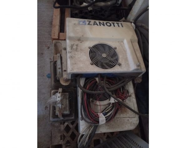 Πωλείται ψυκτικό μηχάνημα αυτοκινήτου Zanotti