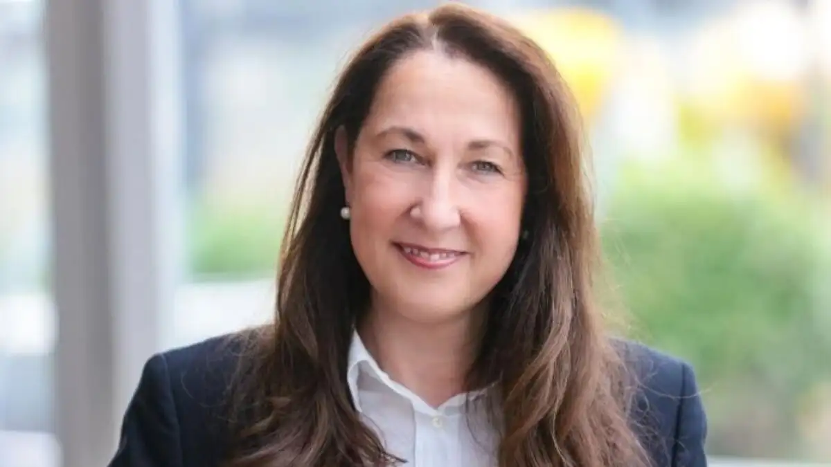 Σε κρίσιμη κατάσταση η Γερμανίδα δήμαρχος μετά τις 13 μαχαιριές που δέχθηκε - Κύρια ύποπτη η 17χρονη κόρη της