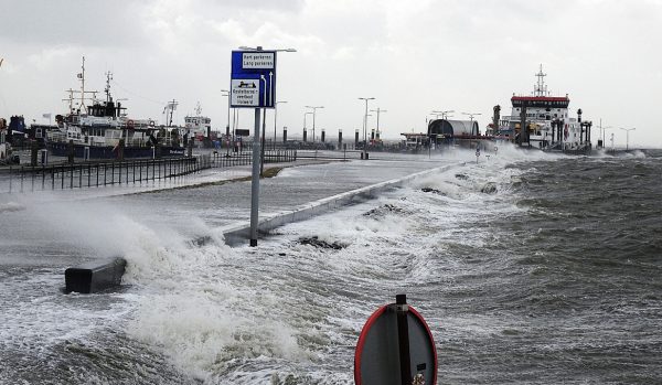Σάρωσε τη Δυτική Ευρώπη η καταιγίδα Μπέντζαμιν