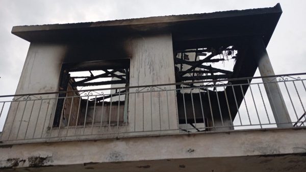Πυρκαγιά σε εγκαταλελειμμένο σπίτι στη Νέα Ιωνία Βόλου