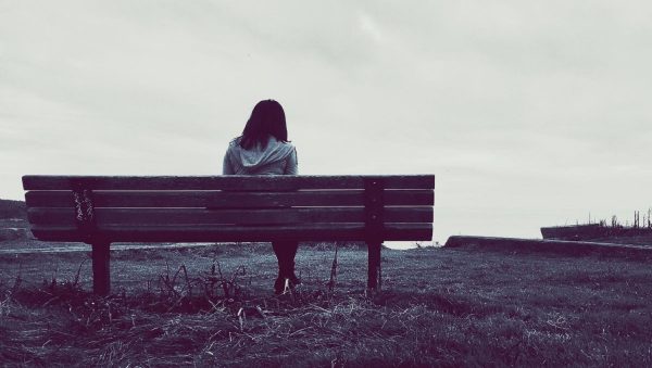 Σημάδια που μαρτυρούν πως υποφέρετε από κατάθλιψη ακόμα κι αν δεν το καταλαβαίνετε