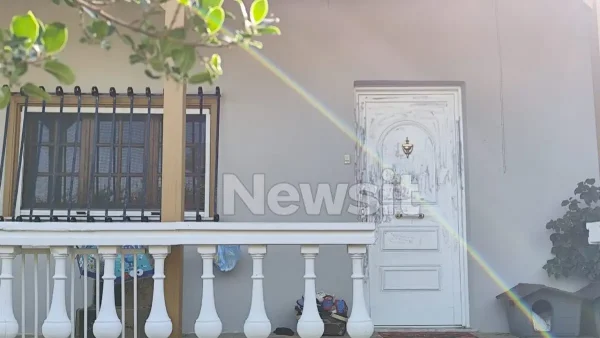 Κορωπί: Ο 50χρονος τρεις ημέρες πριν τον ξυλοδαρμό είχε κλειδώσει την 40χρονη και το παιδί έξω από το σπίτι