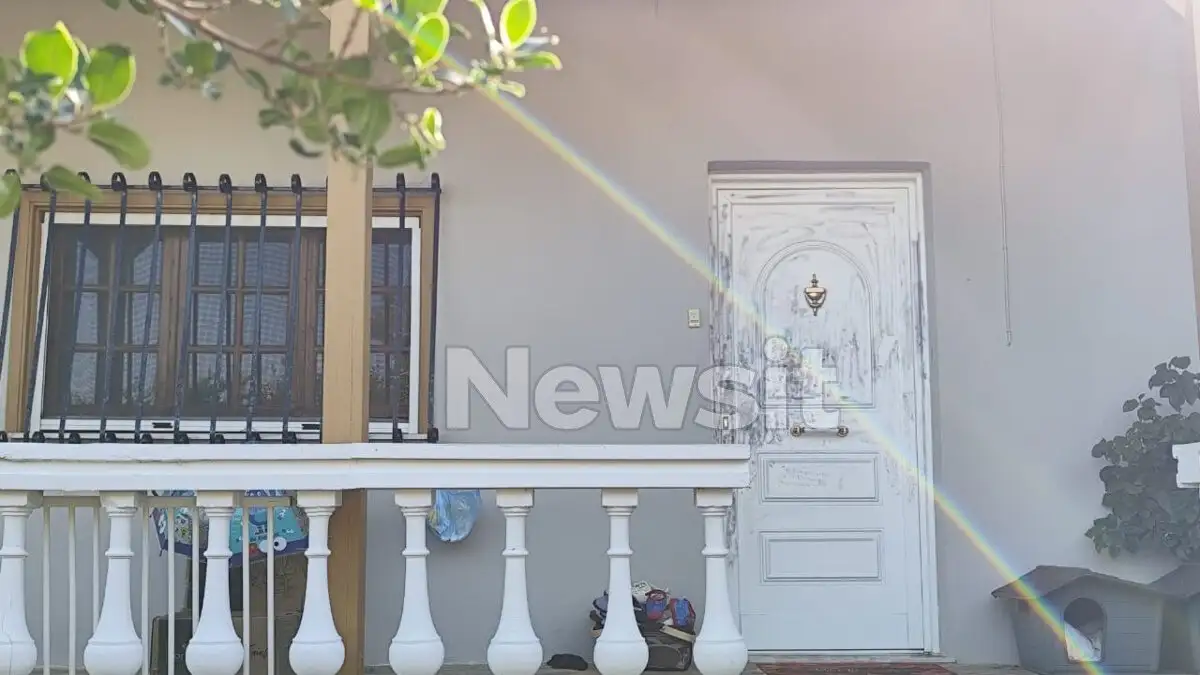 Κορωπί: Ο 50χρονος τρεις ημέρες πριν τον ξυλοδαρμό είχε κλειδώσει την 40χρονη και το παιδί έξω από το σπίτι