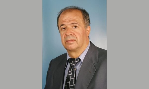 Πέθανε ο γιατρός και πρώην Δήμαρχος του Δήμου Αγιάς Βασίλης Κουτσαντάς