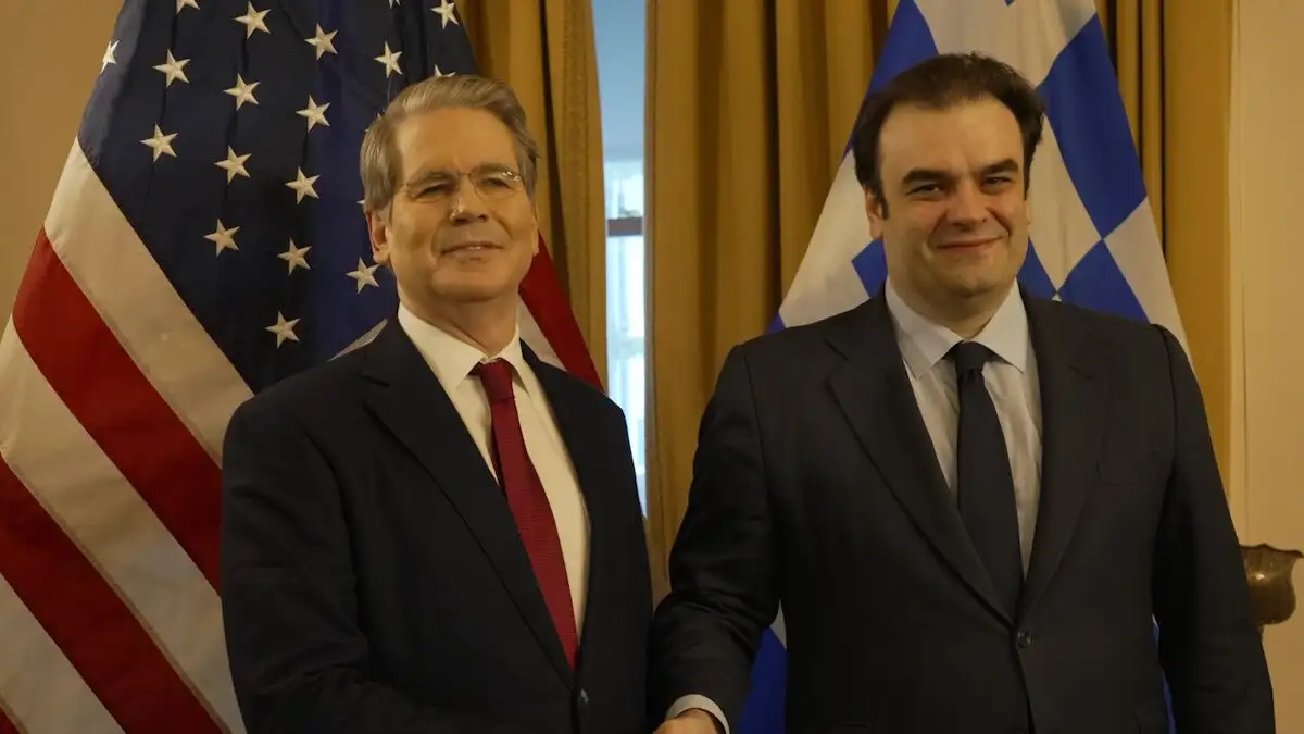 Συνάντηση Πιερρακάκη με τον ΥΠΟΙΚ των ΗΠΑ Σκοτ Μπέσεντ – Τι συζητήθηκε