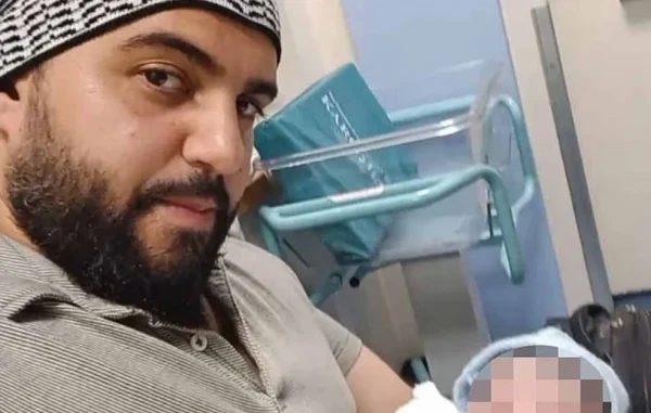 Δάσκαλος και πατέρας ο Σύρος τρομοκράτης που αιματοκύλισε τη συναγωγή στο Μάντσεστερ – Ζούσε στη Βρετανία από μικρός, είχε υπηκοότητα