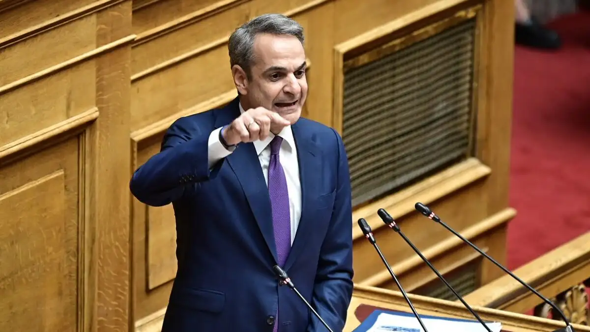 Μητσοτάκης για Μνημείο Αγνώστου Στρατιώτη: «Οι ιεροί τόποι ανήκουν σε όλους και όχι σε όσους φωνάζουν ή απειλούν περισσότερο»