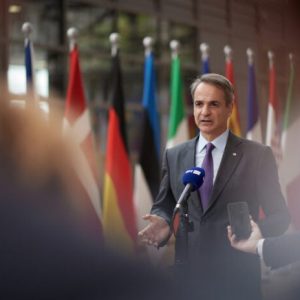 Μητσοτάκης από Βρυξέλλες για αγρότες: Ναι σε διάλογο – Δεν θα ενδώσουμε σε μαξιμαλισμό που οδηγεί εκτός ευρωπαϊκού πλαισίου