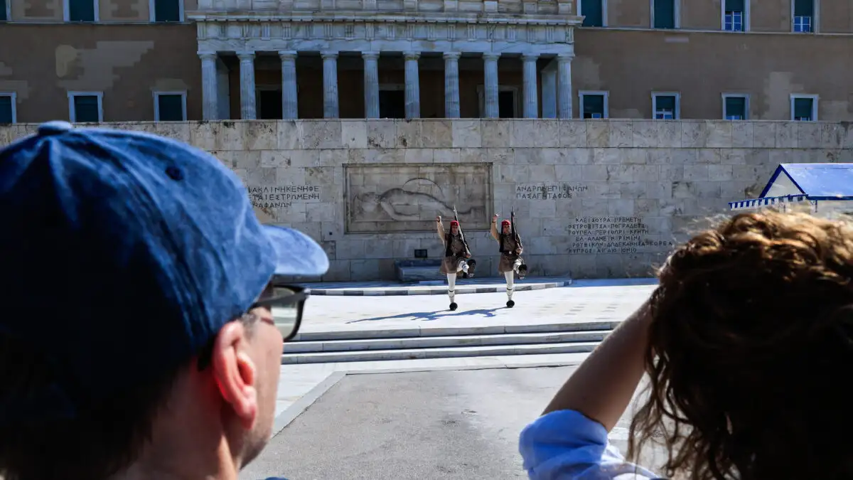 Αρχές της επόμενης εβδομάδας η τροπολογία για τον Άγνωστο Στρατιώτη – Ποινές φυλάκισης έως δύο χρόνια