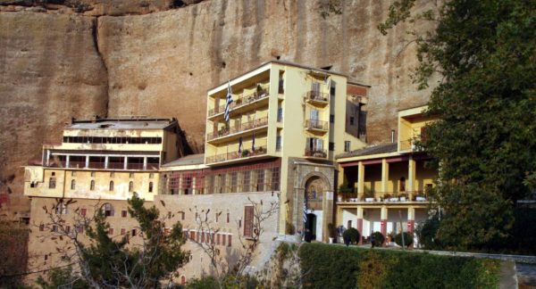 Μονή Μεγάλου Σπηλαίου: Τι έδειξε η καταγραφή της Eφορείας Αρχαιοτήτων – «Κανένα από τα κειμήλια δεν φαίνεται να έχει απομακρυνθεί, το άγαλμα δεν υπάρχει πουθενά»