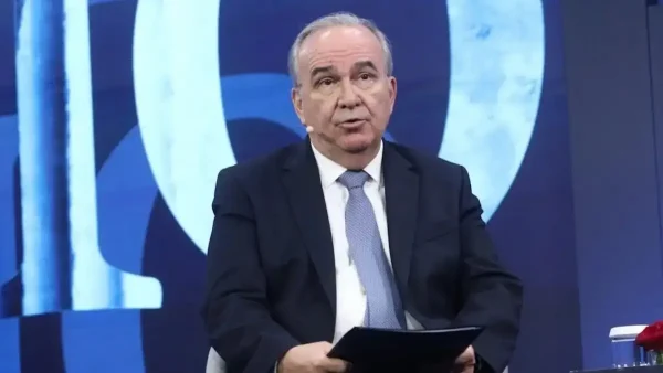 Νίκος Παπαθανάσης για υποψηφιότητα Πιερρακάκη στο Eurogroup: «Εξαιρετικά τιμητική για τον ίδιο και για την Ελλάδα»