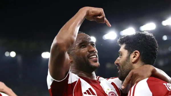 Super League: Ο κυρίαρχος Ολυμπιακός, ο ασταμάτητος ΠΑΟΚ και το ντεμπούτο του Ράφα Μπενίτεθ στον πάγκο του Παναθηναϊκού