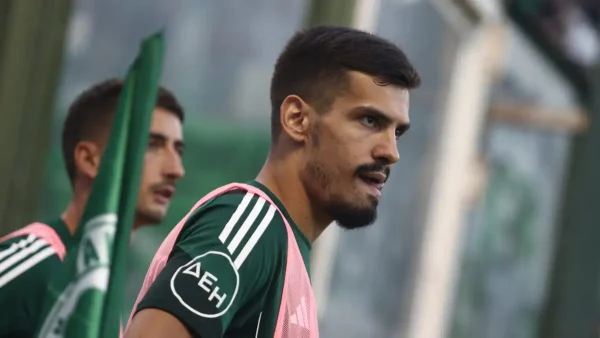 Μίλος Πάντοβιτς: «Περιμένω την ευκαιρία μου στον Παναθηναϊκό»