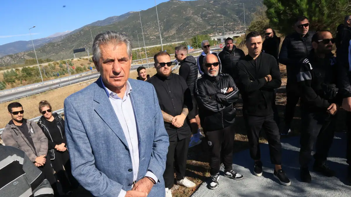 ΠΑΟΚ: Το ετήσιο μνημόσυνο για τα θύματα του 1999 στα Τέμπη