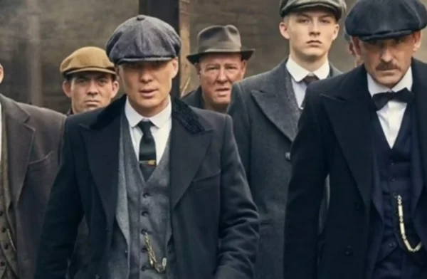 Οι Peaky Blinders επιστρέφουν με δύο νέες σεζόν