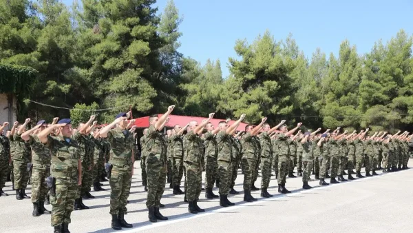 Στρατιωτική θητεία: Βγήκε η ΚΥΑ που αυξάνει έως 1.036% τις αποδοχές των οπλιτών – Από 8,80 θα φτάσει έως και τα 100 ευρώ