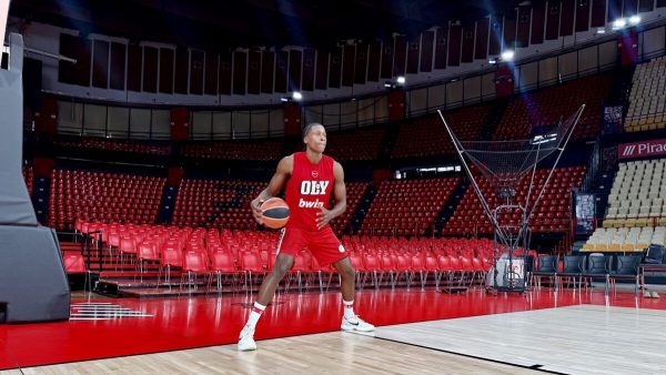 Ολυμπιακός: Μπαίνει ο Φρανκ Νιλικίνα στην ομάδα του Μπαρτζώκα