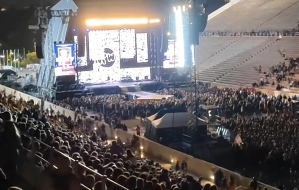 Κοσμοσυρροή στο Παναθηναϊκό Στάδιο για τη συναυλία του Ρόμπι Γουίλιαμς