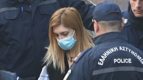 «Η Ρούλα Πισπιρίγκου έχει ερυθηματώδη λύκο, έχει χάσει πάνω από 30 κιλά» λέει η δικηγόρος της