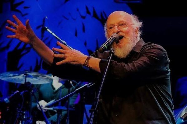 Ο Φάνης Σπανός αποχαιρετά τον «Νιόνιο μας»!