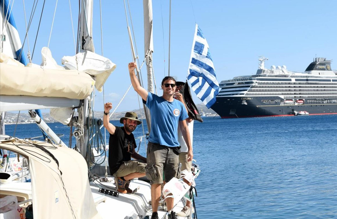 Σήμερα επιστρέφουν στην Αθήνα οι 27 Έλληνες του στολίσκου για τη Γάζα με ειδική πτήση