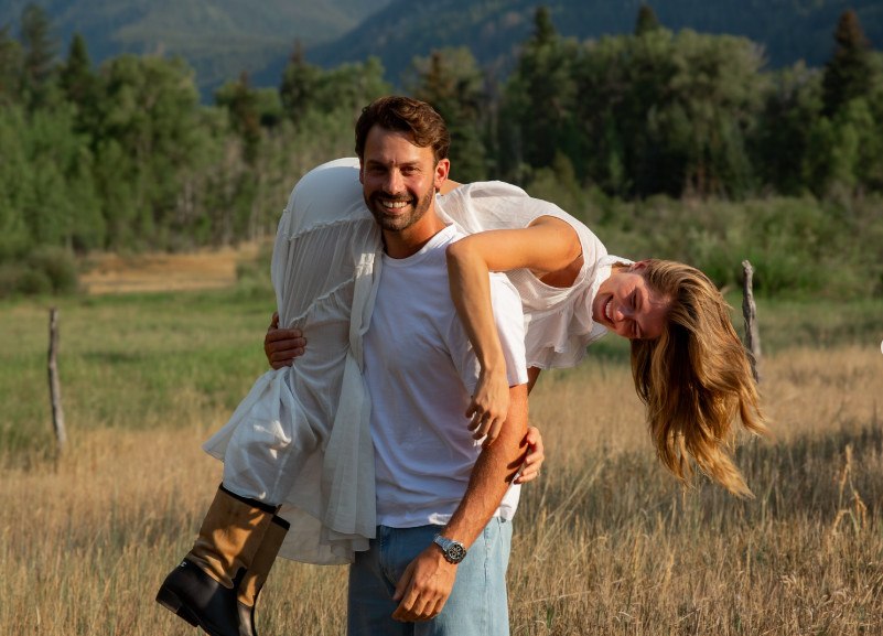 Αμαλία Κωστοπούλου: Μετά τον γάμο της διοργανώνει και πάρτι αρραβώνων