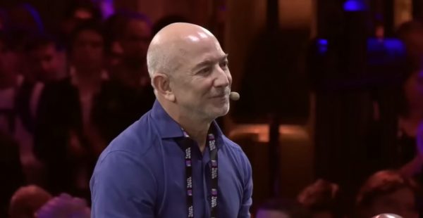 Η ανατριχιαστική πρόβλεψη του Jeff Bezos για το μέλλον του ανθρώπινου πολιτισμού
