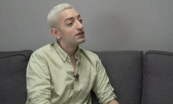 Γιάννης Κατινάκης: «Είμαι ένα παιδί το οποίο στα σχολικά του χρόνια βίωσε μόνο το μίσος λόγω της σεξουαλικότητας του»