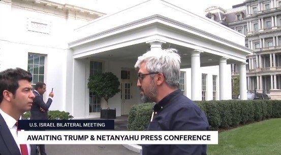 Ανοιχτή κάμερα «έκαψε» Τούρκο δημοσιογράφο: Δεν πήραμε τίποτα από τον Τραμπ, γίνεται «καυγάς» για τη διαδοχή Ερντογάν – Δείτε το επίμαχο βίντεο