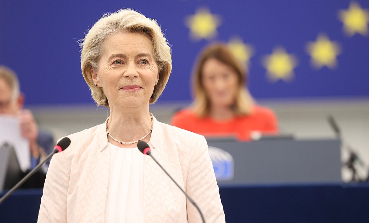 Ούρσουλα φον ντερ Λάιεν κατά Ρωσίας: Η πίεση είναι η μόνη γλώσσα που καταλαβαίνει – Τα συμφέροντα της Ουκρανίας είναι και δικά μας