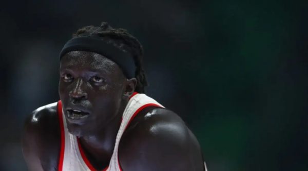 Ο Γουέινιεν Γκέιμπριελ μπερδεύτηκε και πήγε να κάνει «ζντο» με τους παίκτες του Παναθηναϊκού