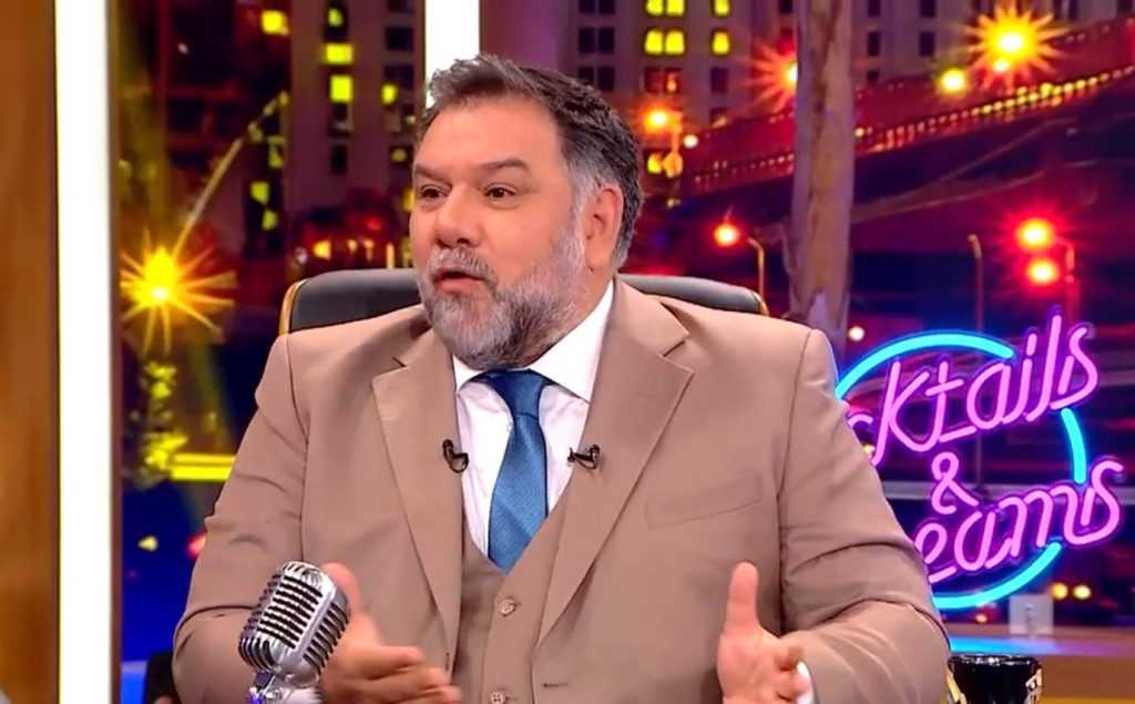 Πέθανε η μητέρα του Γρηγόρη Αρναούτογλου: «Πήγαινε να ξεκουραστείς, ταλαιπωρήθηκες πολύ»