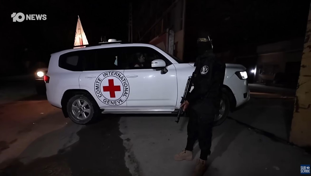 Η Χαμάς παρέδωσε τις σορούς δύο ομήρων: «Είμαστε αποφασισμένοι να επιστρέψουν όλοι» λέει ο Νετανιάχου