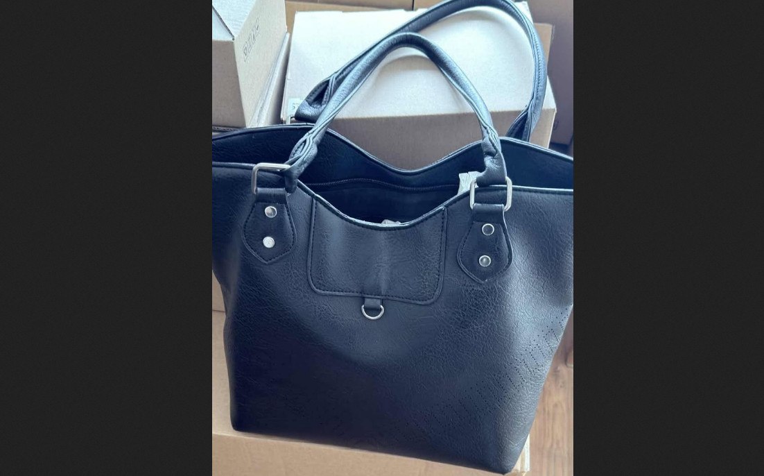 Βρέθηκε γυναικεία τσάντα στο κέντρο της Λαμίας