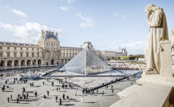 Ληστεία στο Λούβρο: Ανάλυση βίντεο, παρακολούθηση τηλεφώνων και DNA οδήγησαν στη σύλληψη των δύο υπόπτων