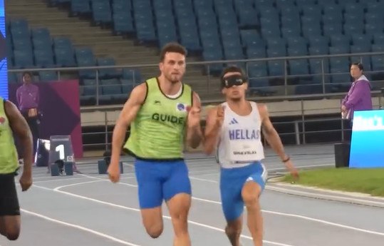 Ο Νάσος Γκαβέλας αναδείχθηκε παγκόσμιος πρωταθλήτης στα 100μ. Τ11 στο Νέο Δελχί