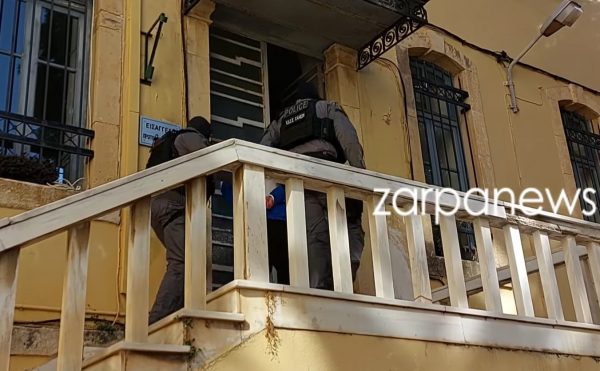 Χανιά: Με αλεξίσφαιρο στον εισαγγελέα ο 23χρονος που δολοφόνησε τον 52χρονο συγγενή του στο χωριό Έλος