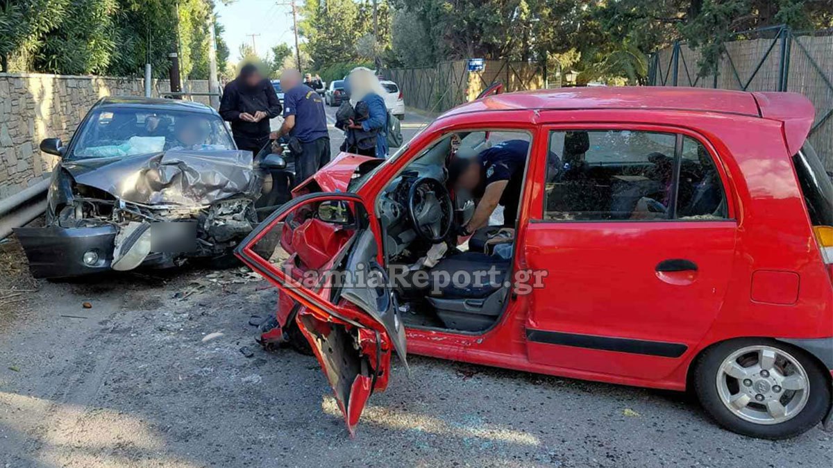 Σοβαρό τροχαίο με εγκλωβισμό στον περιφερειακό της Ερέτριας