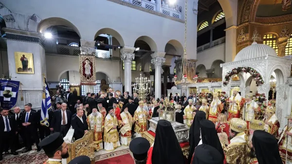 Θεσσαλονίκη: Φωτογραφίες και βίντεο από τη δοξολογία στον Άγιο Δημήτριο για την μεγάλη γιορτή – «Θυμόμαστε και εμπνεόμαστε» λέει ο Τασούλας