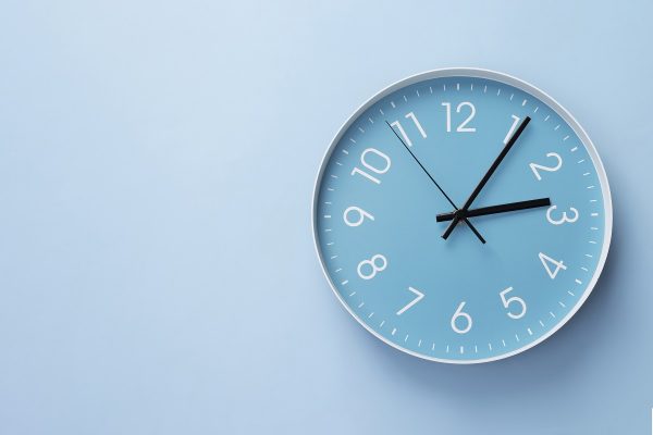 Αλλαγή ώρας 2025: Πλησιάζει η ημέρα που θα γυρίσουμε τα ρολόγια πίσω