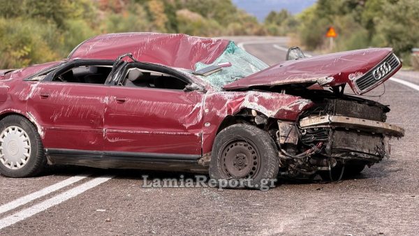 «Έσκασε» το λάστιχο και έφερε τούμπες - Τροχαίο έξω από τη Λαμία (ΒΙΝΤΕΟ-ΦΩΤΟ)