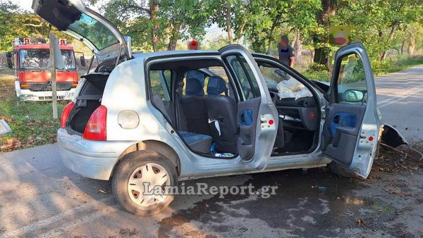 Αυτοκίνητο προσέκρουσε σε πλάτανο - Δύο τραυματίες