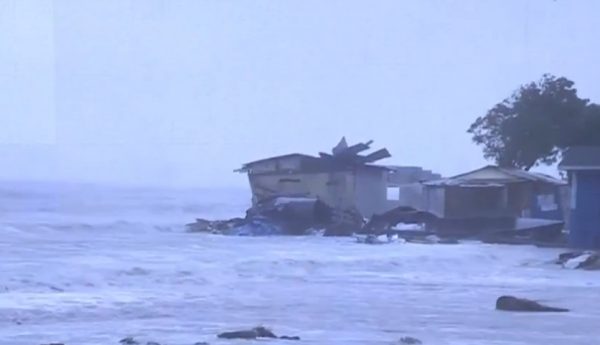 Τυφώνας Melissa: Τουλάχιστον 25 νεκροί στην Αϊτή μετά την υπερχείλιση ποταμού – Η Τζαμάικα παραλύει και βυθίζεται στο σκοτάδι