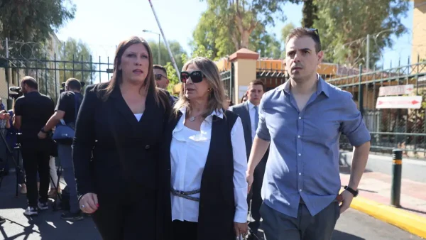 Δίκη Σήφη Βαλυράκη: «Ο πατέρας μου κάλυψε το πρόσωπό του αλλά δεν μπόρεσε να σωθεί» κατέθεσε ο γιος του