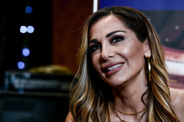 Πηγές ΕΛΑΣ: Η Δέσποινα Βανδή μεταφέρθηκε με περιπολικό για την αποφυγή ατυχήματος