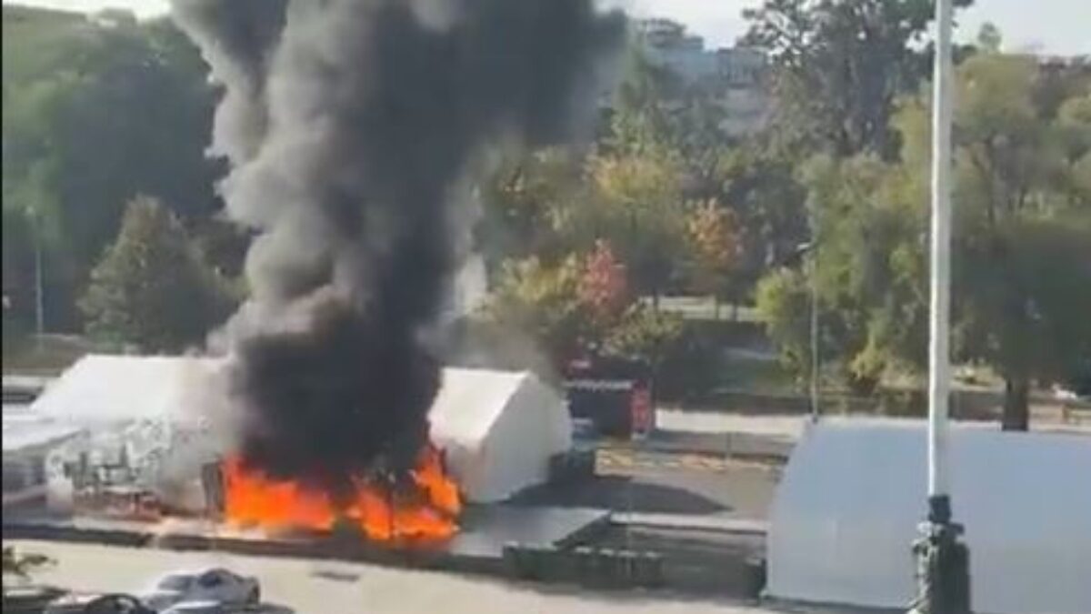 Πυροβολισμοί κοντά στη Βουλή στο Βελιγράδι