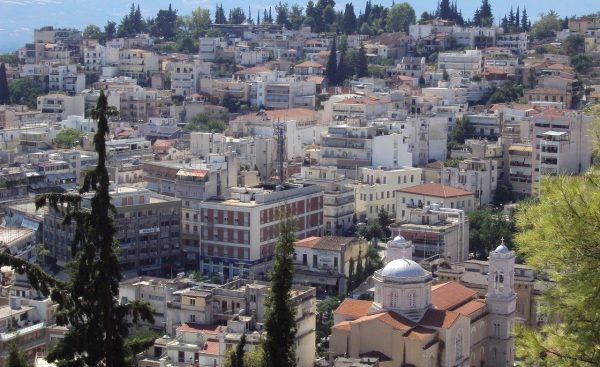 Βραδινή βόλτα στην πλατεία Ελευθερίας της Λαμίας