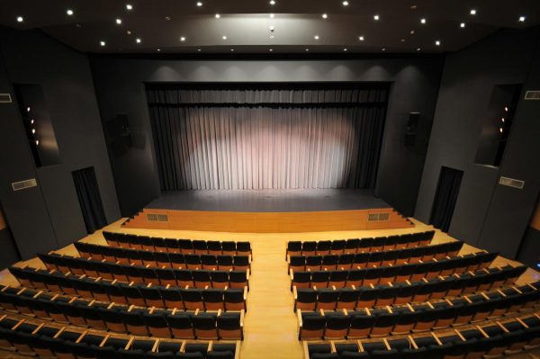 Θεατρικό Εργαστήρι Ενηλίκων με τον Γιάννη Αϊβάζη από το ΔΗΠΕΘΕ Ρούμελης